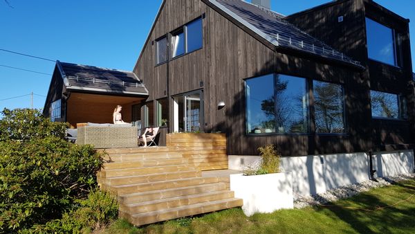 [booked for summer 2020] Modern newly renovated house in calm location at the sun coast of Norway