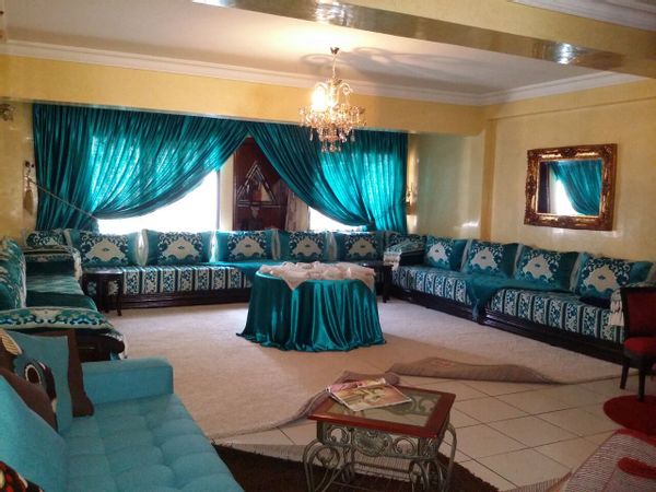 à la pure tradition marocaine  ...